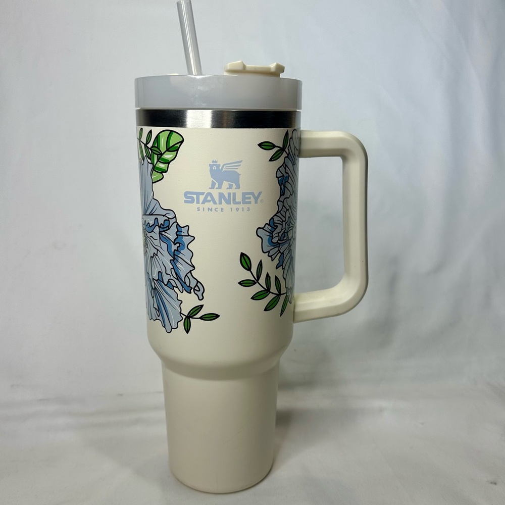 Stanley Adventure Quencher Travel Tumbler 40oz Cream Floral 41604365867 RARE